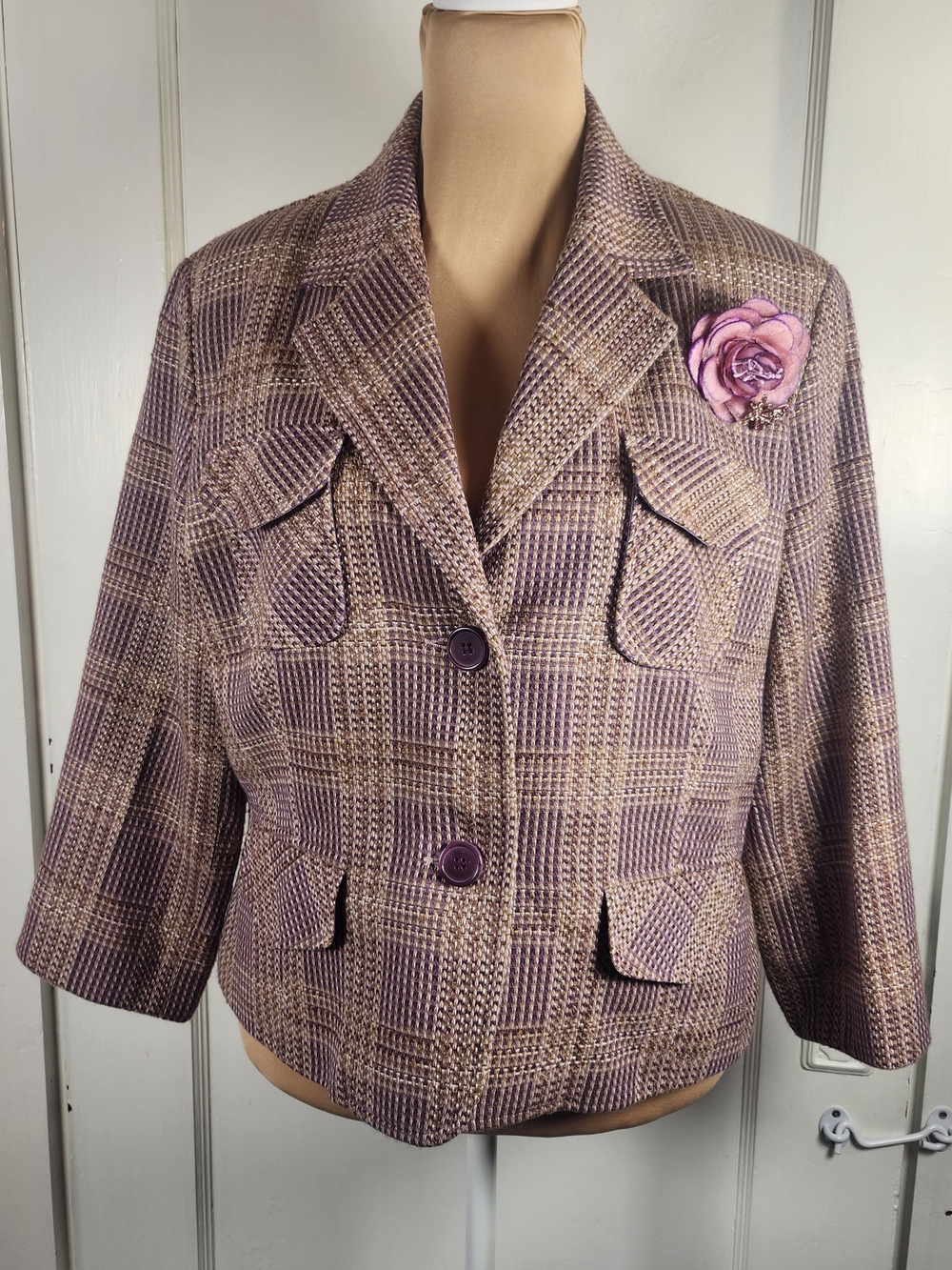 Worthington Sz 16 Lavender Tweed Plaid Cropped Blazer Jacket Butterfly Pin